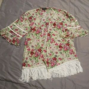 Romeo & Juliet Couture fringe hem kimono